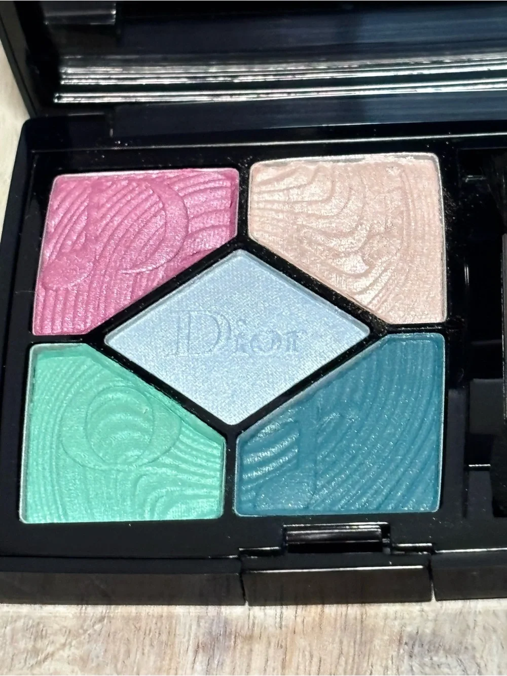 Unused Dior 5 Color Glow Vibes Eyeshadow Palette #327 Blue Beat